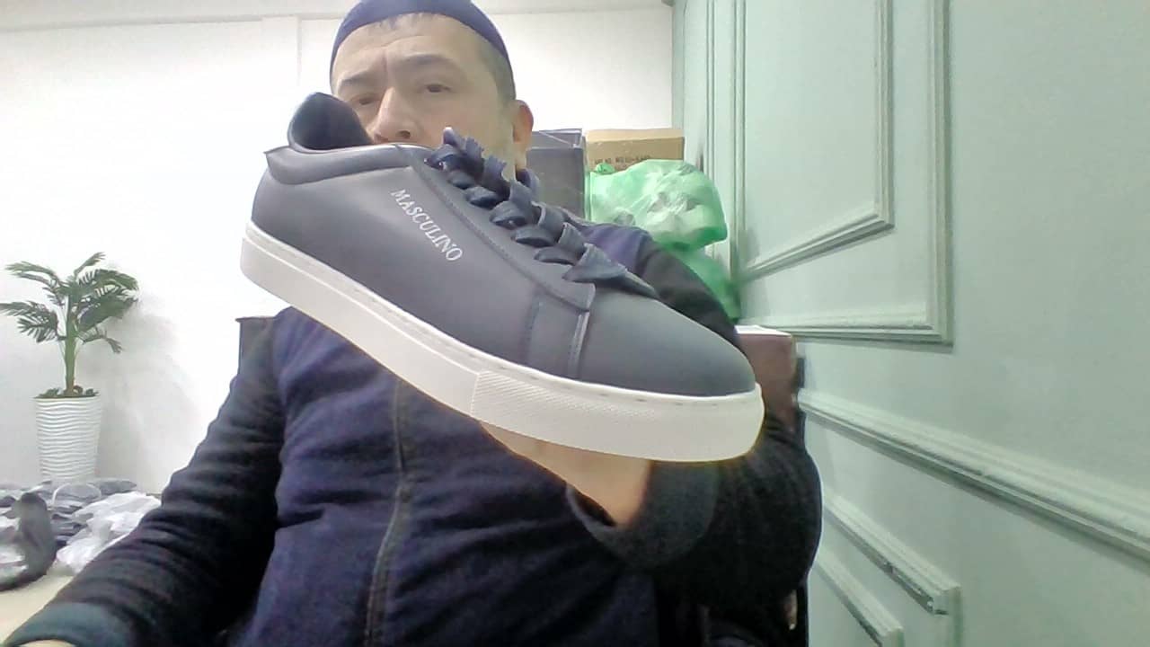 MASCULINO / ele ven ty China Keda ip 233M / Black / 39 1