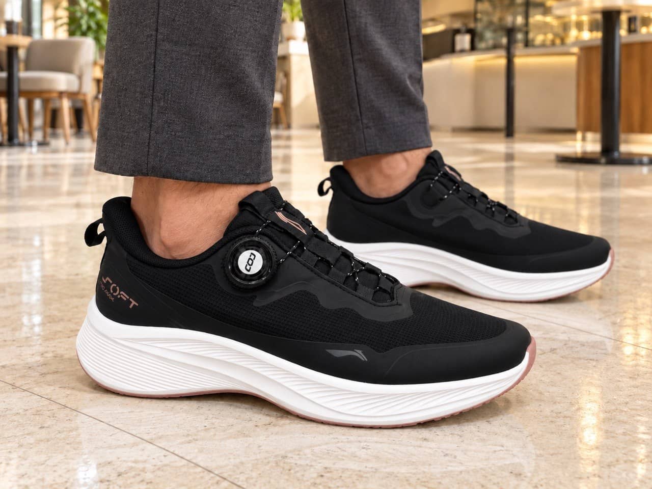 LI_NING China Cross A2669-1 / Black / 41 1