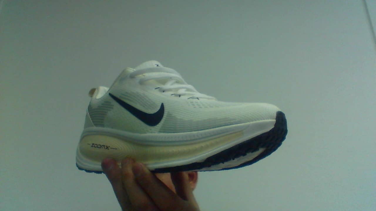 HOKA Nike ZOOMX china cross 621078-006 / white / 40 1