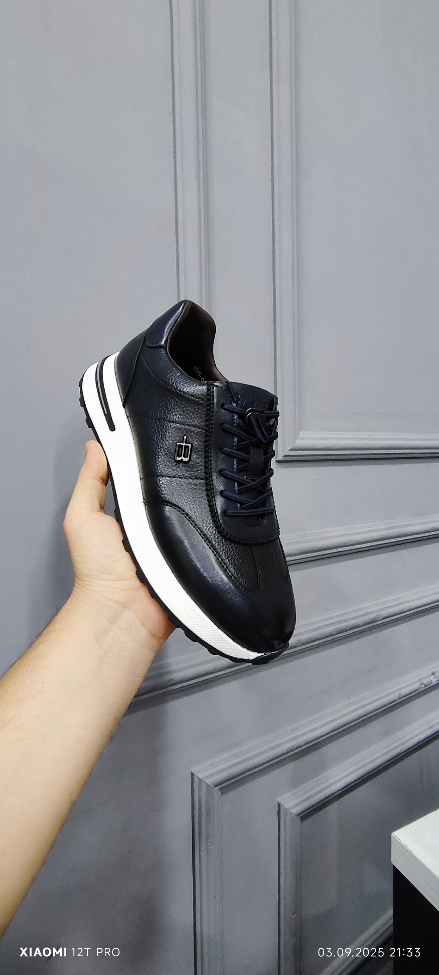 By Shoes BOSS China Cross UM5-04 / blue / 42